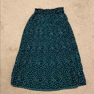 Green and white polka dot long skirt